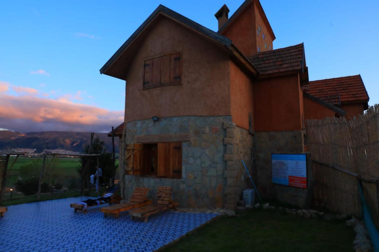 Ferme D’hôte La Vallée Azrou Exterior foto