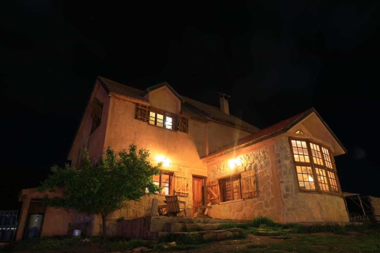 Ferme D’hôte La Vallée Azrou Exterior foto