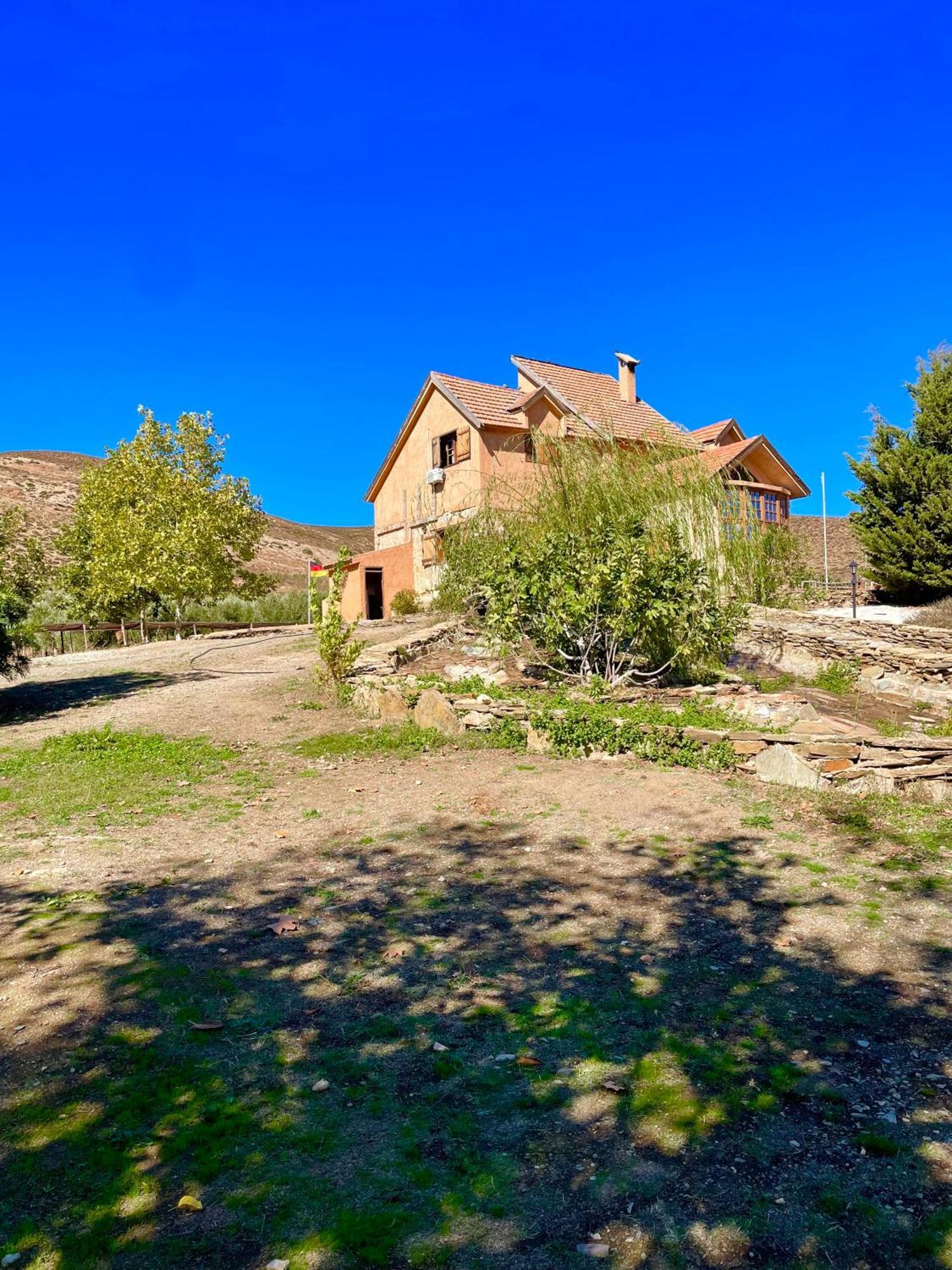 Ferme D’hôte La Vallée Azrou Exterior foto