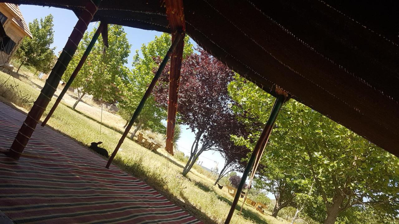Ferme D’hôte La Vallée Azrou Exterior foto